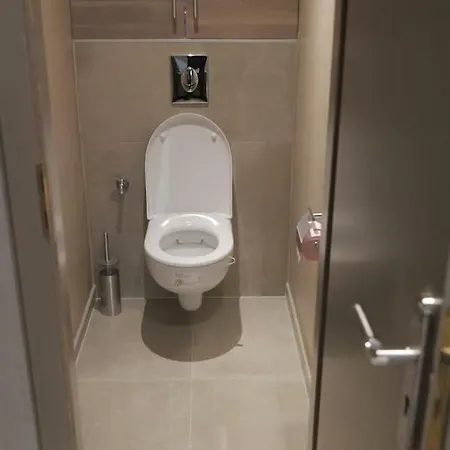 Nid A Bulles - Loft 35M2 Sauna Jacuzzi 10Min Centre Strasbourg Bischheim Exterior foto